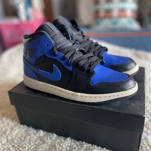 Jordan 1 royal blue